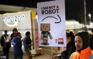 亞馬遜英國倉庫工人罷工活動還在繼續(xù) 旺季物流恐受影響-物流之家
