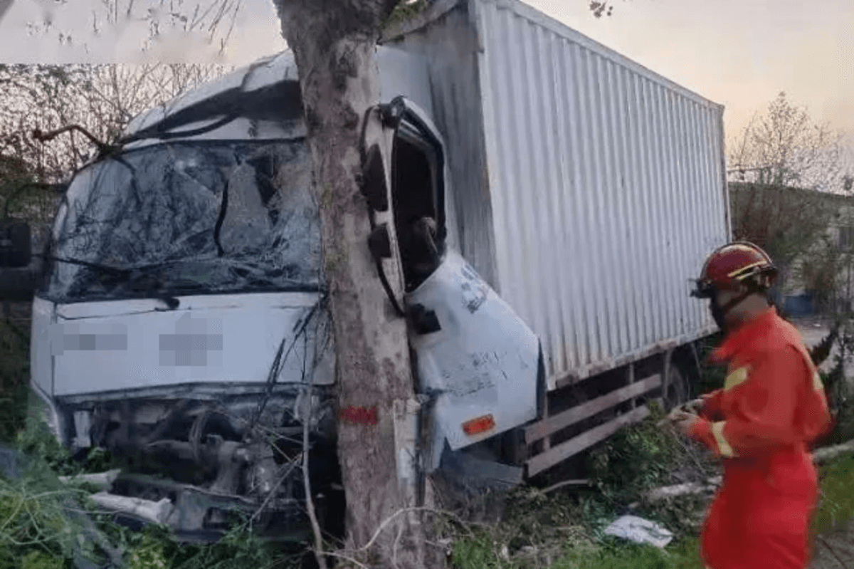 卡友下車未拉手剎被自車撞死!保險(xiǎn)拒賠