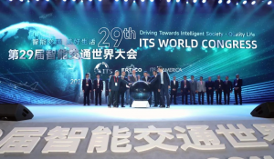 智加科技無人重卡在S17完成全球首次示范運營-物流之家