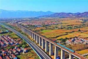 我國鐵路貨運主要指標穩居世界首位 6月份發送貨物3.32億噸-物流之家