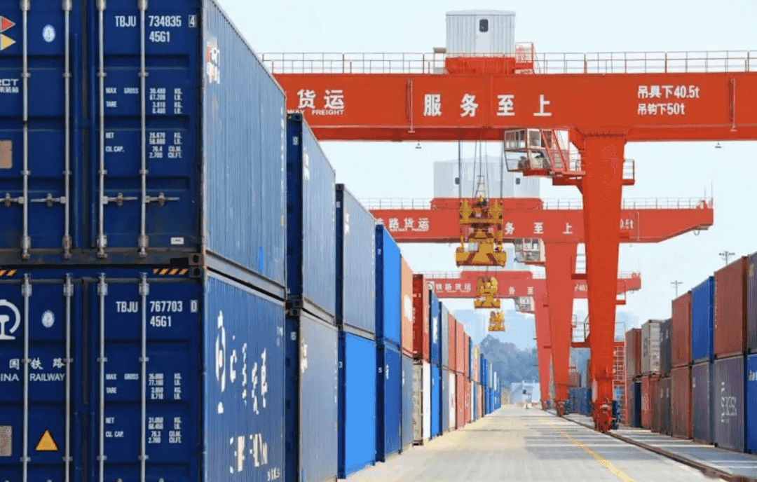 1665913457904368.png 640 (3).png